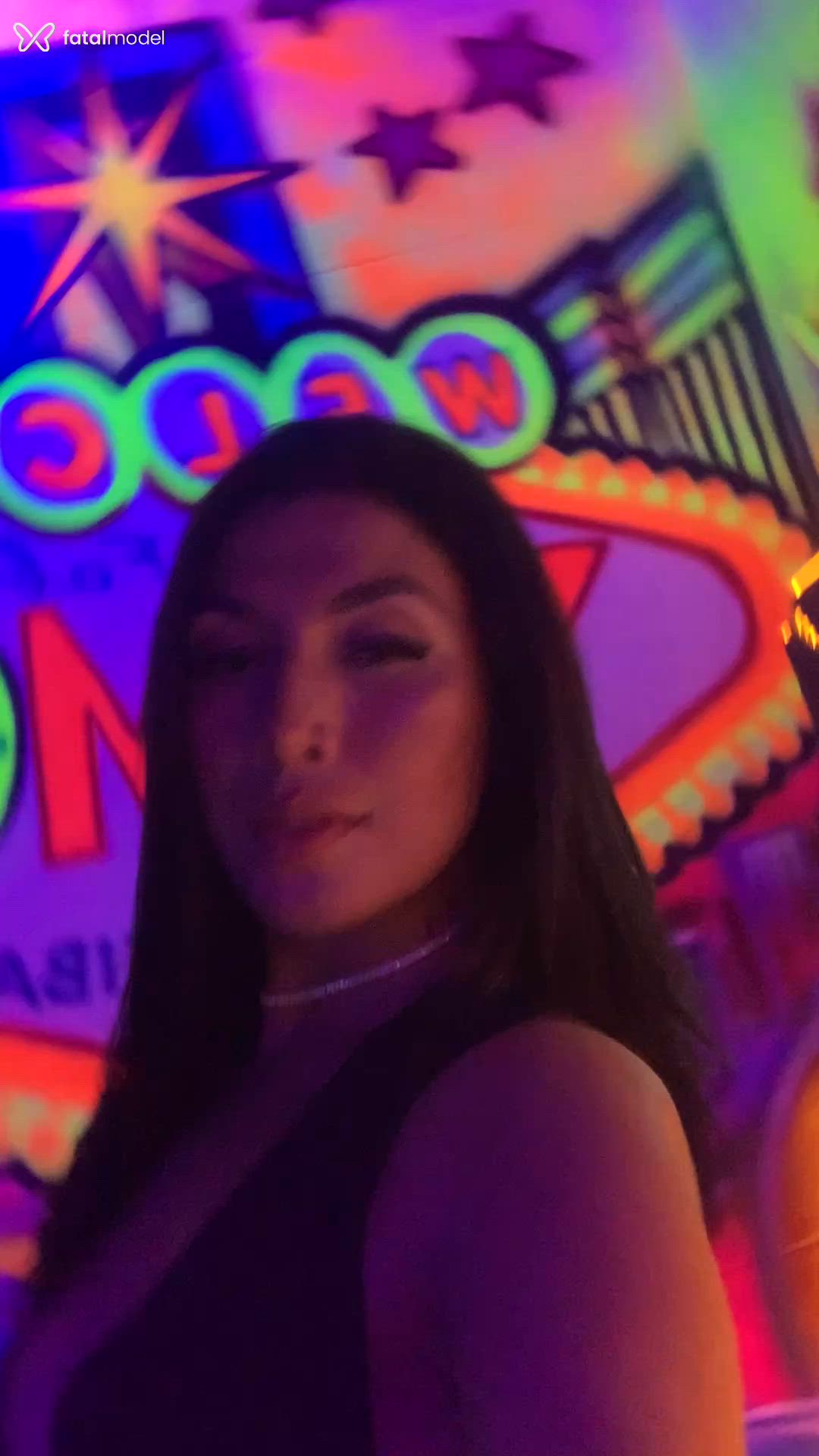 Acompanhante mulher morena (o) de olhos pretos - Bruna Acompanhante mulher morena (o) de olhos pretos - Bruna