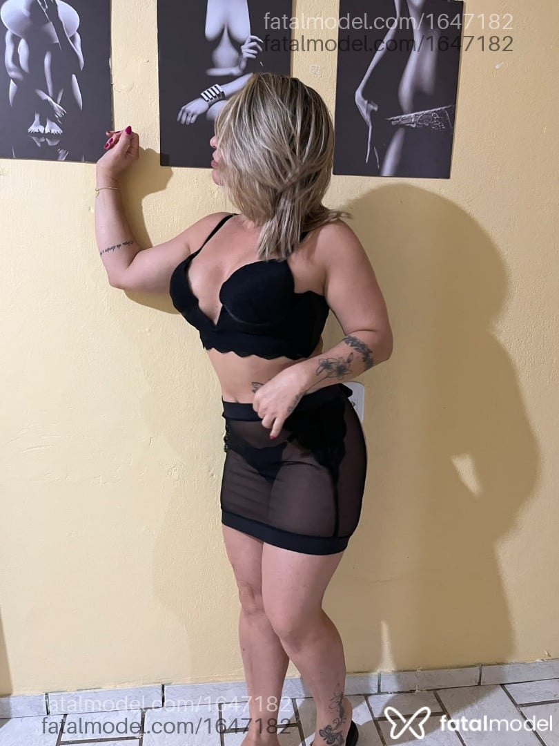 Acompanhante mulher loira (o) de olhos verdes - Geyza