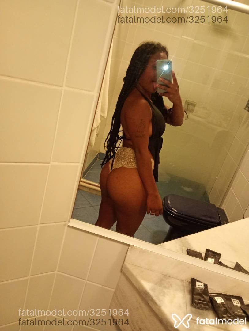Acompanhante mulher morena (o) de olhos pretos em Alvorada - Emilly