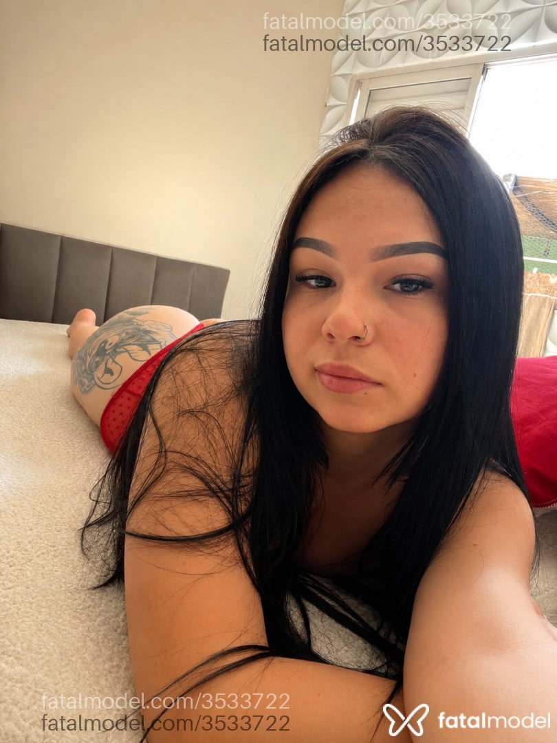 Acompanhante mulher morena (o) de olhos verdes - Steffany Limeira