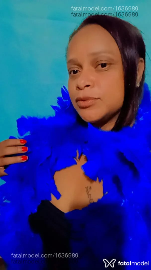 Acompanhante mulher morena (o) de olhos castanhos - Mel Lisboa