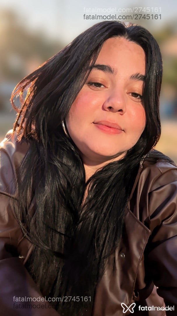 Acompanhante mulher morena (o) de olhos mel - Nanda