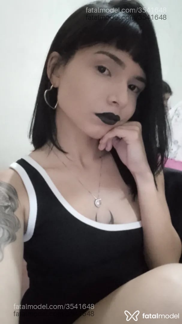 Acompanhante mulher morena (o) de olhos castanhos - Luiza Souza