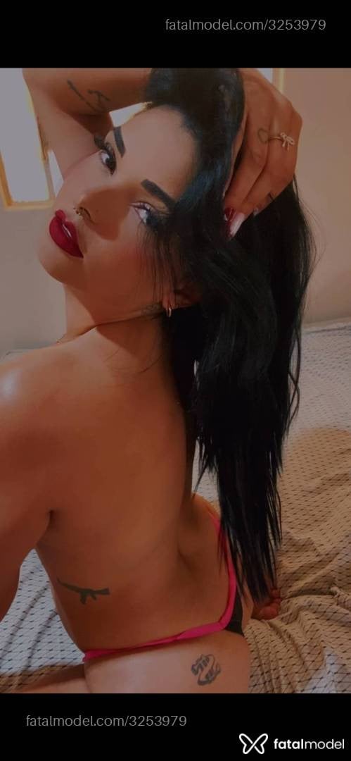 Acompanhante mulher morena (o) de olhos pretos - Sabrina