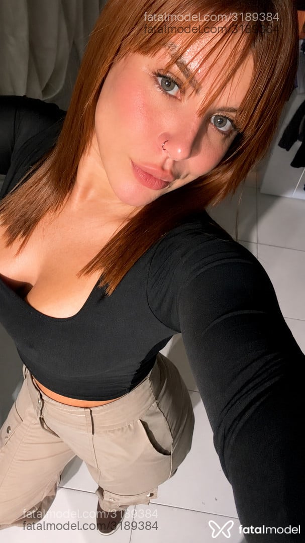 Acompanhante mulher ruiva (o) de olhos castanhos - Emma Fox