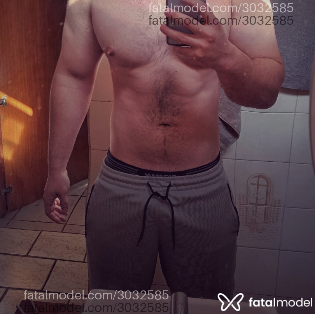 Acompanhante homem morena (o) de olhos castanhos - Massagistaprime