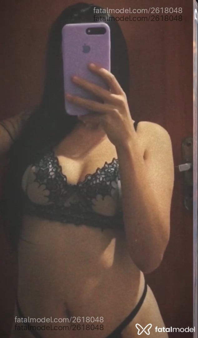 Acompanhante mulher morena (o) de olhos castanhos - Camilly Silva