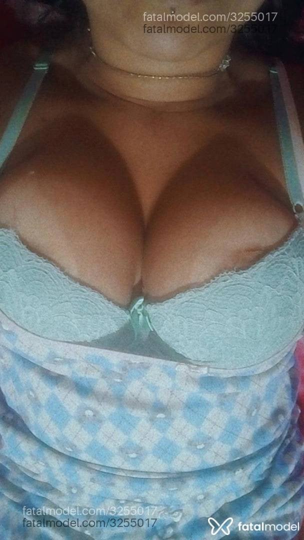 Acompanhante mulher morena (o) de olhos castanhos em Volta Redonda - Kíara Brandão