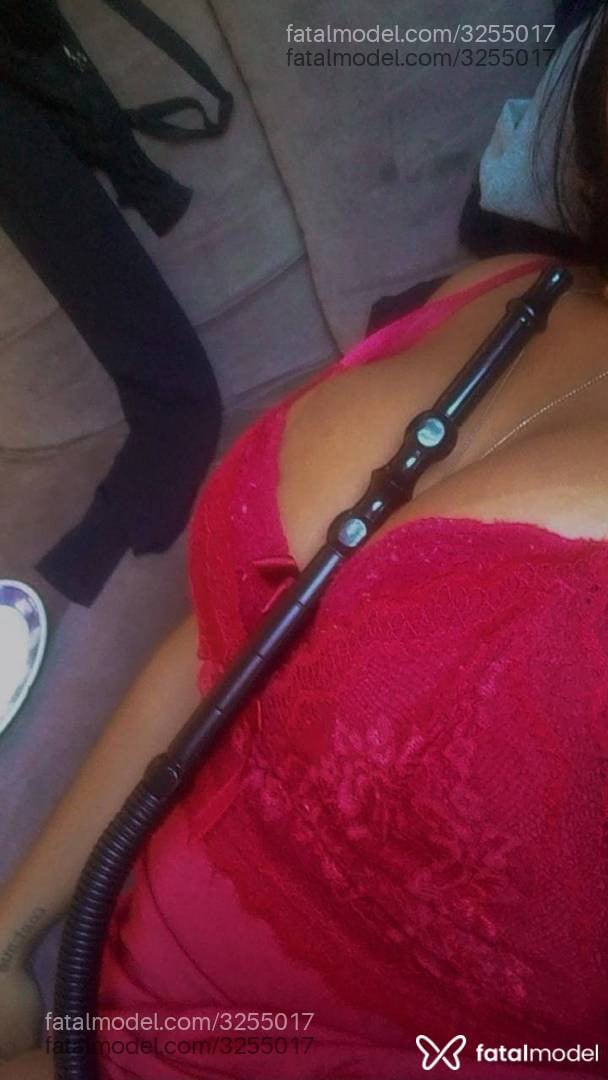 Acompanhante mulher morena (o) de olhos castanhos em Volta Redonda - Kíara Brandão