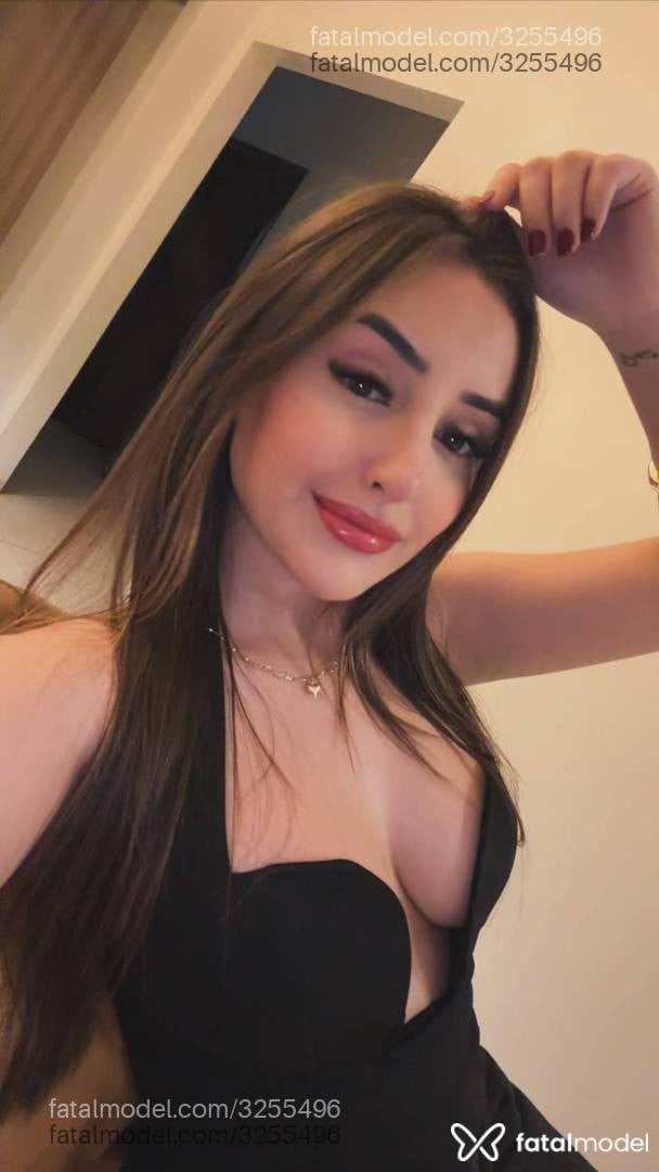Acompanhante mulher morena (o) de olhos castanhos - Sofia