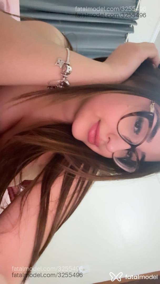 Acompanhante mulher morena (o) de olhos castanhos em Cascavel - Sofia
