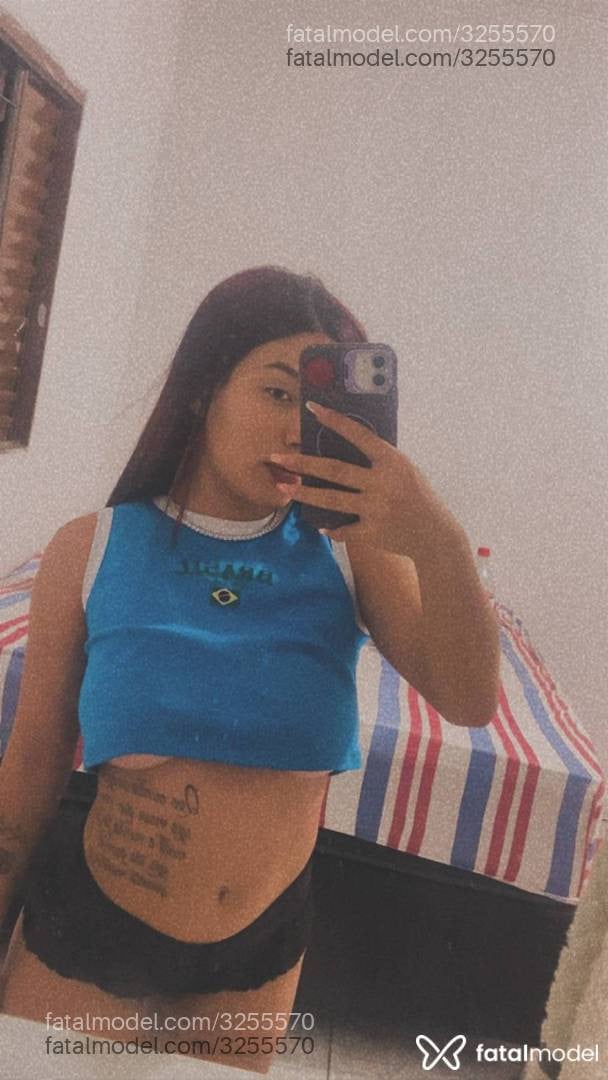 Acompanhante mulher ruiva (o) de olhos castanhos em Goiânia - Melissa