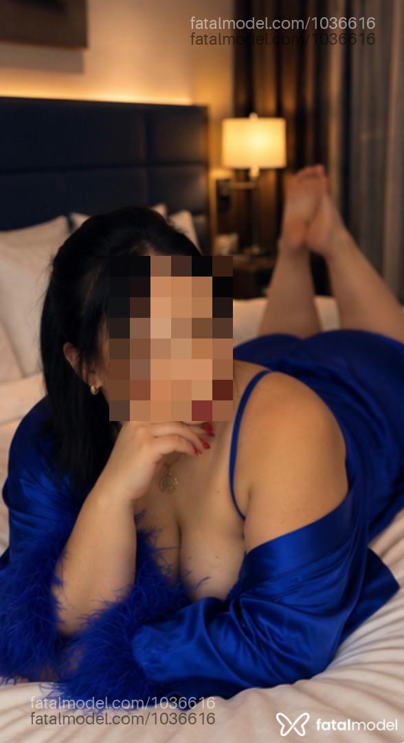 Acompanhante mulher morena (o) de olhos castanhos - Pâmela Suck