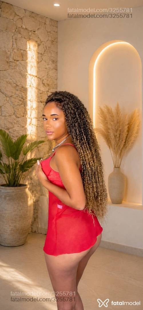 Acompanhante mulher morena (o) de olhos pretos em Divinópolis - Isabella Bella