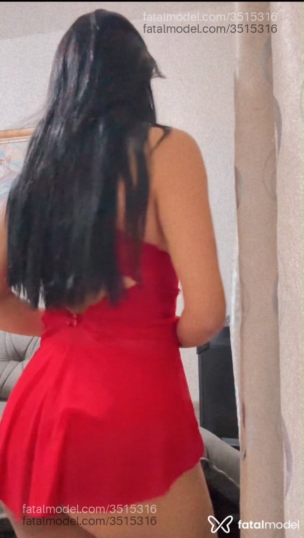 Acompanhante mulher morena (o) de olhos castanhos - Melissa