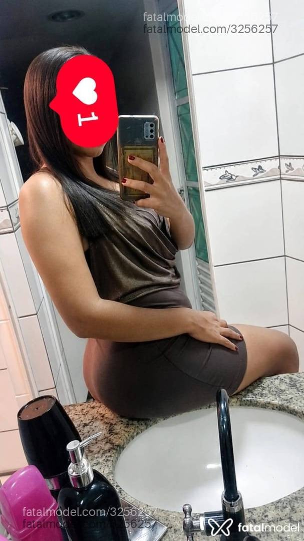 Acompanhante mulher morena (o) de olhos castanhos - Yasmin Vitória