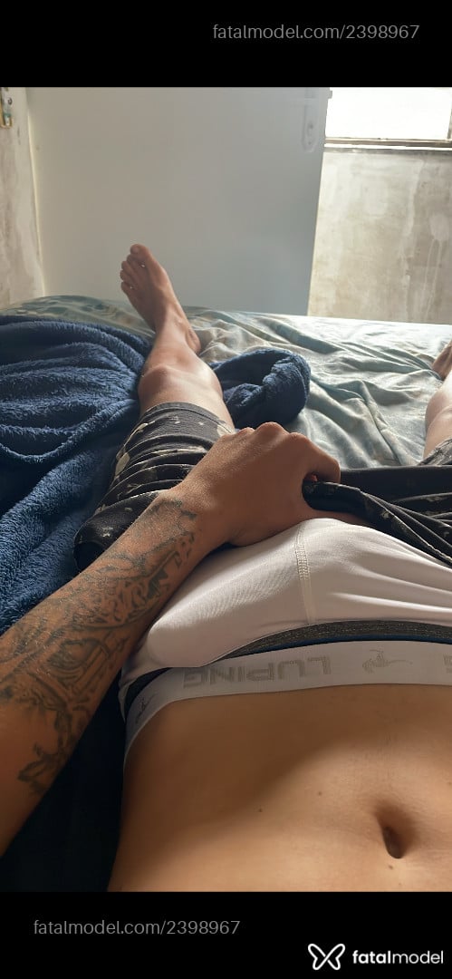 Acompanhante homem morena (o) de olhos castanhos - Nathan