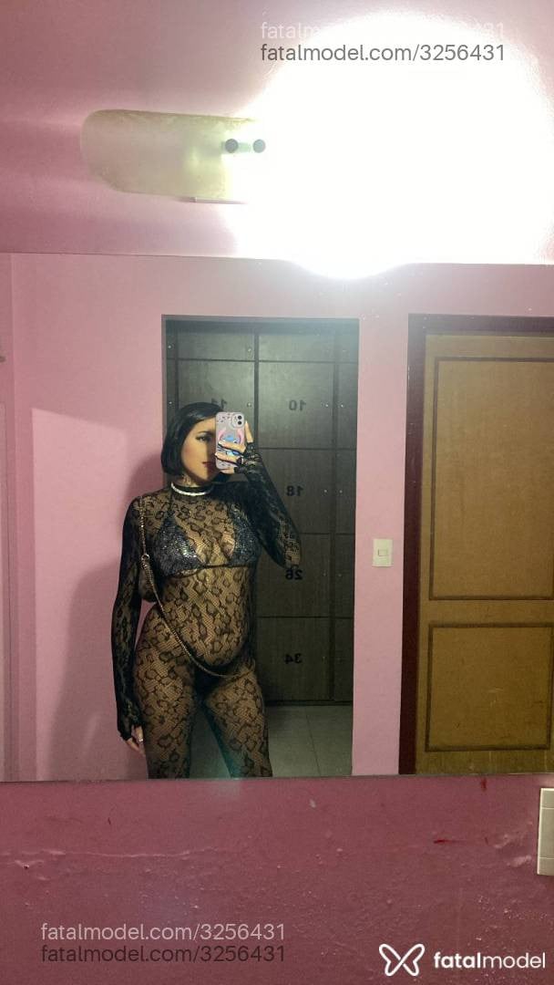 Acompanhante mulher morena (o) de olhos castanhos - Renata