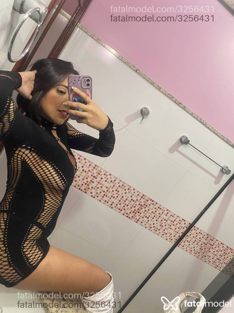 Acompanhante mulher morena (o) de olhos castanhos - Renata