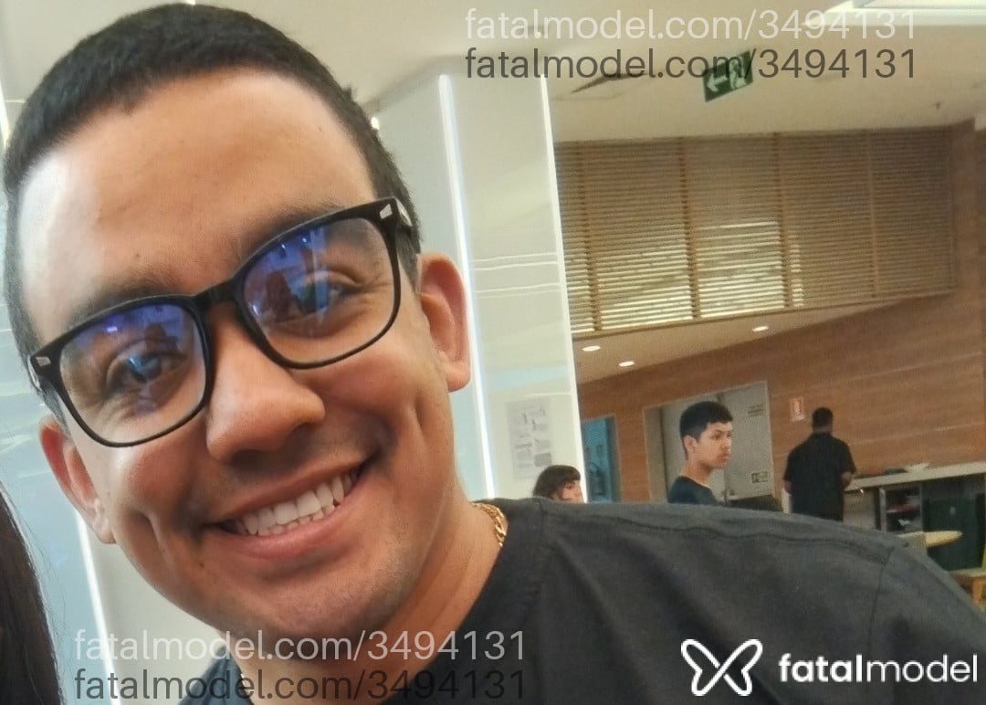 Acompanhante homem morena (o) de olhos pretos - Fernando