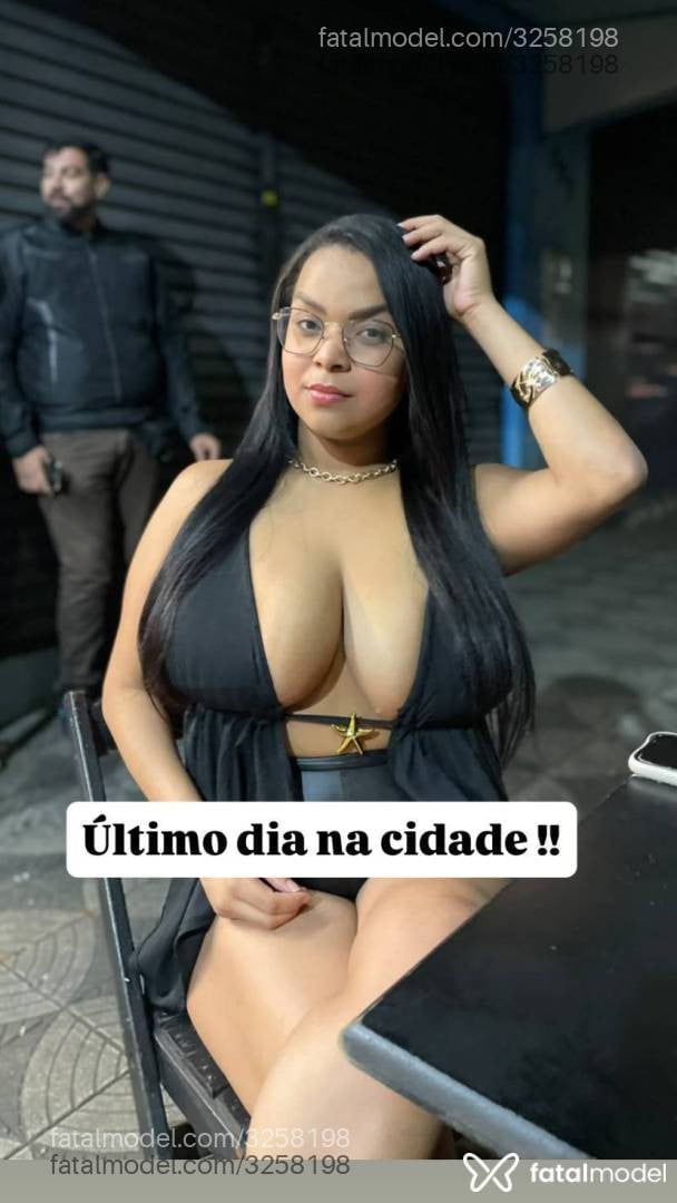 Acompanhante mulher morena (o) de olhos castanhos - Anaally