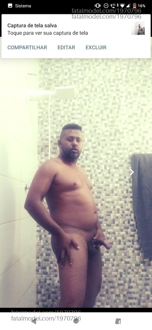 Acompanhante homem com cabelo castanho de olhos castanhos - Elias Ulysses
