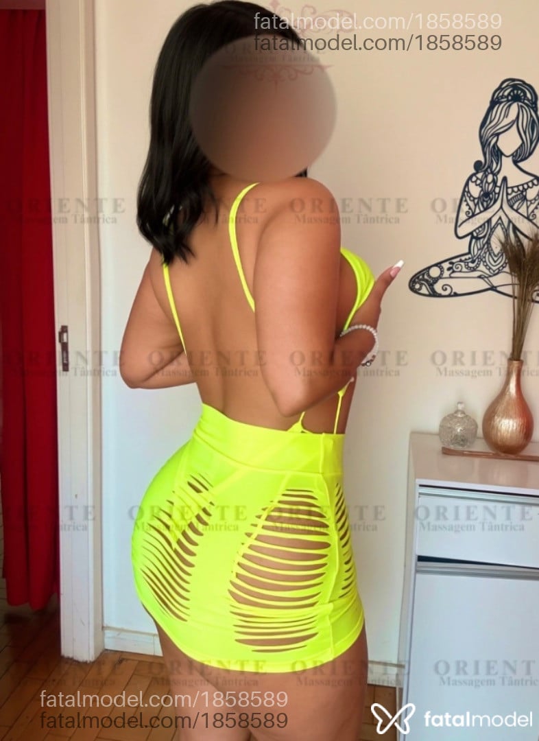 Acompanhante mulher morena (o) de olhos castanhos - Giovanna