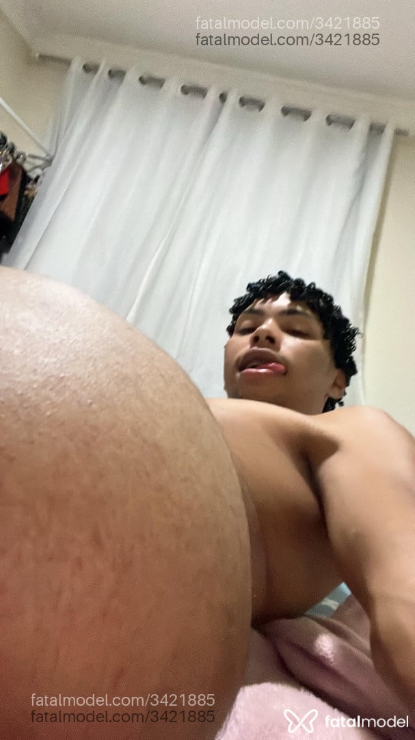 Acompanhante homem morena (o) de olhos castanhos - Junior