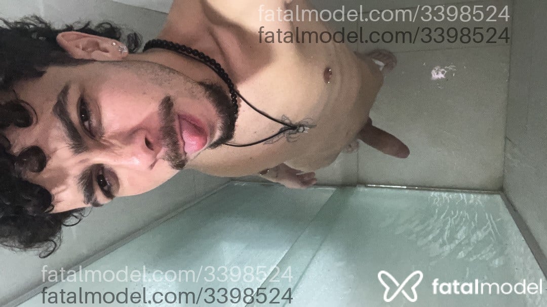 Acompanhante homem morena (o) de olhos castanhos - Nicolas