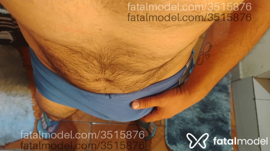 Acompanhante homem com cabelo castanho de olhos castanhos - Rickardo