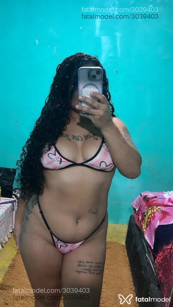 Acompanhante mulher morena (o) de olhos castanhos - Talita Santos