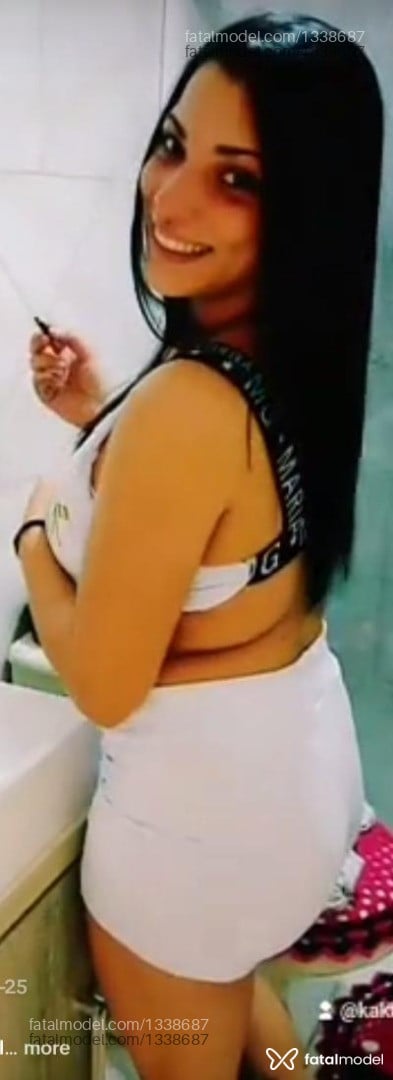 Acompanhante mulher morena (o) de olhos castanhos - Manu