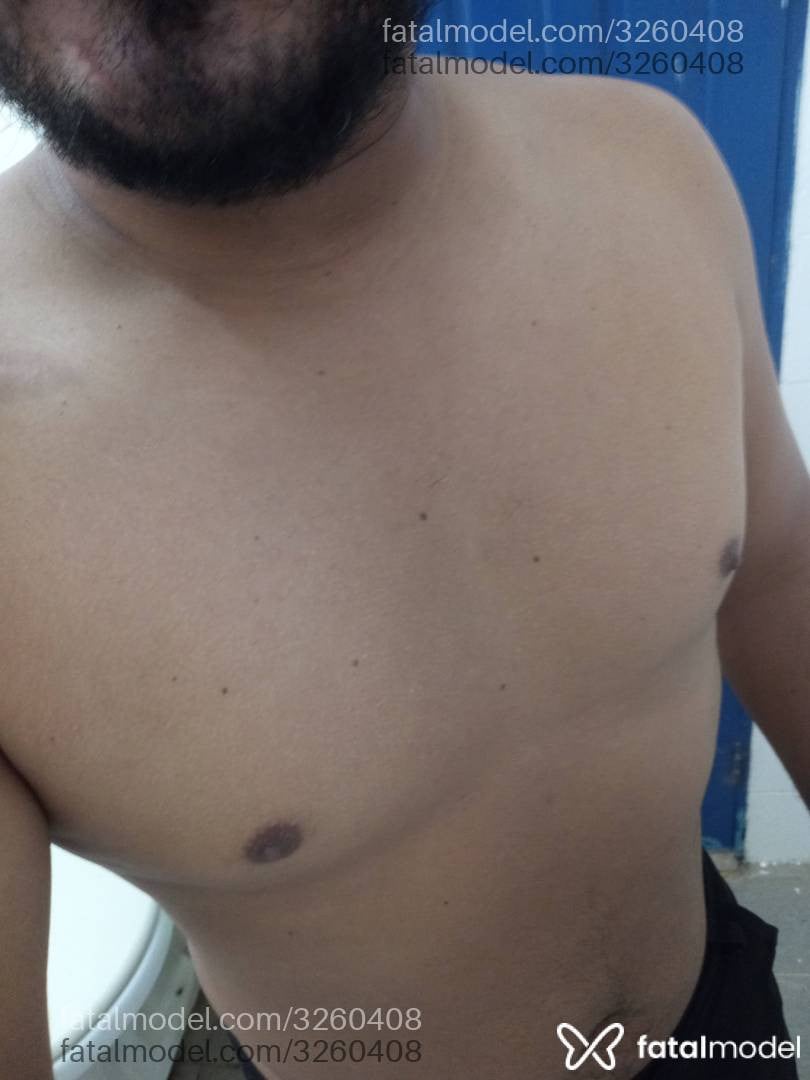 Acompanhante homem morena (o) de olhos pretos em Teófilo Otoni - Mauro