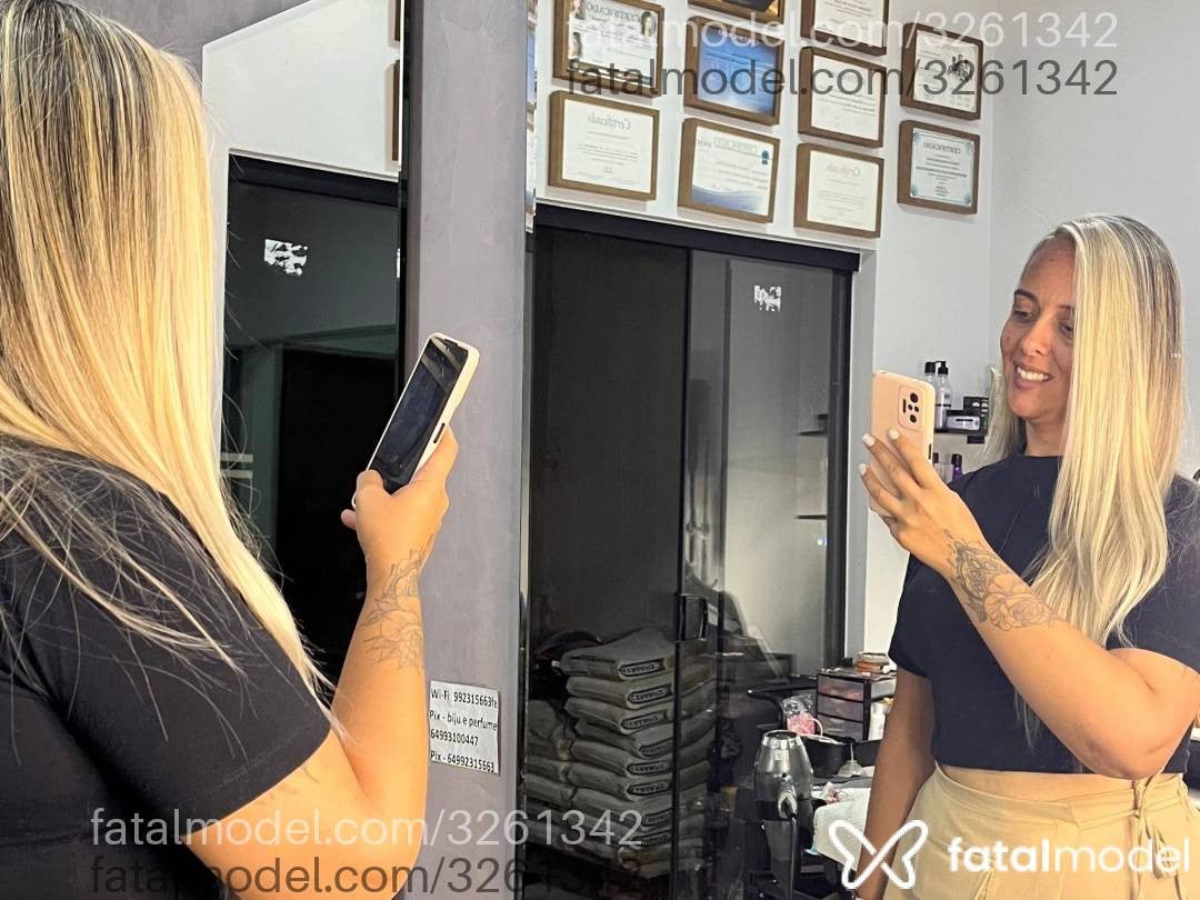 Acompanhante mulher loira (o) de olhos castanhos em Rio Verde - Malu Becker