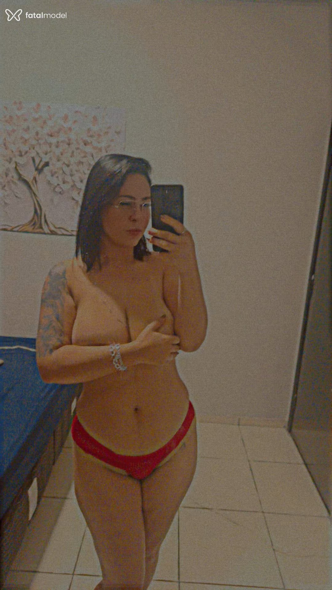 Acompanhante mulher morena (o) de olhos pretos em Barretos Acompanhante mulher morena (o) de olhos pretos em Barretos - Thalyta