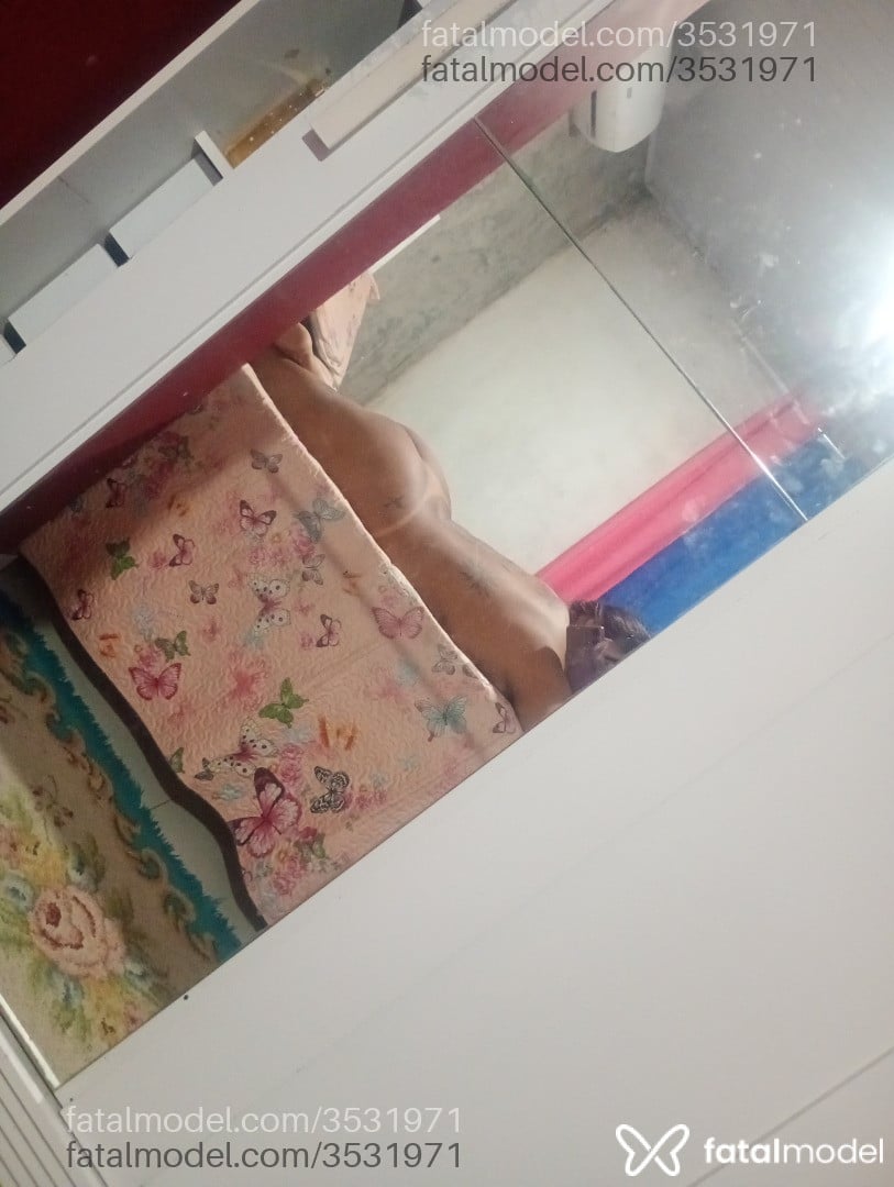 Acompanhante mulher morena (o) de olhos castanhos - Josi Angel