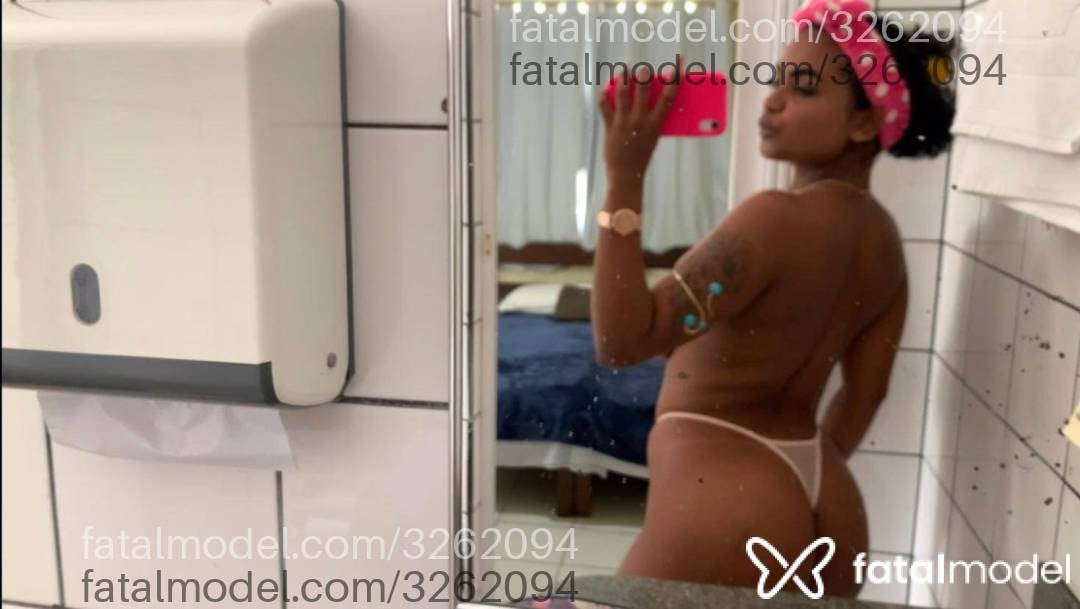 Acompanhante mulher morena (o) de olhos castanhos - Karol Amorim
