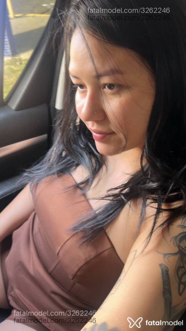 Acompanhante mulher morena (o) de olhos castanhos - Ayumi