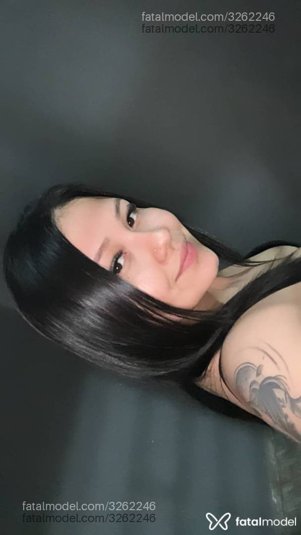 Acompanhante mulher morena (o) de olhos castanhos - Ayumi