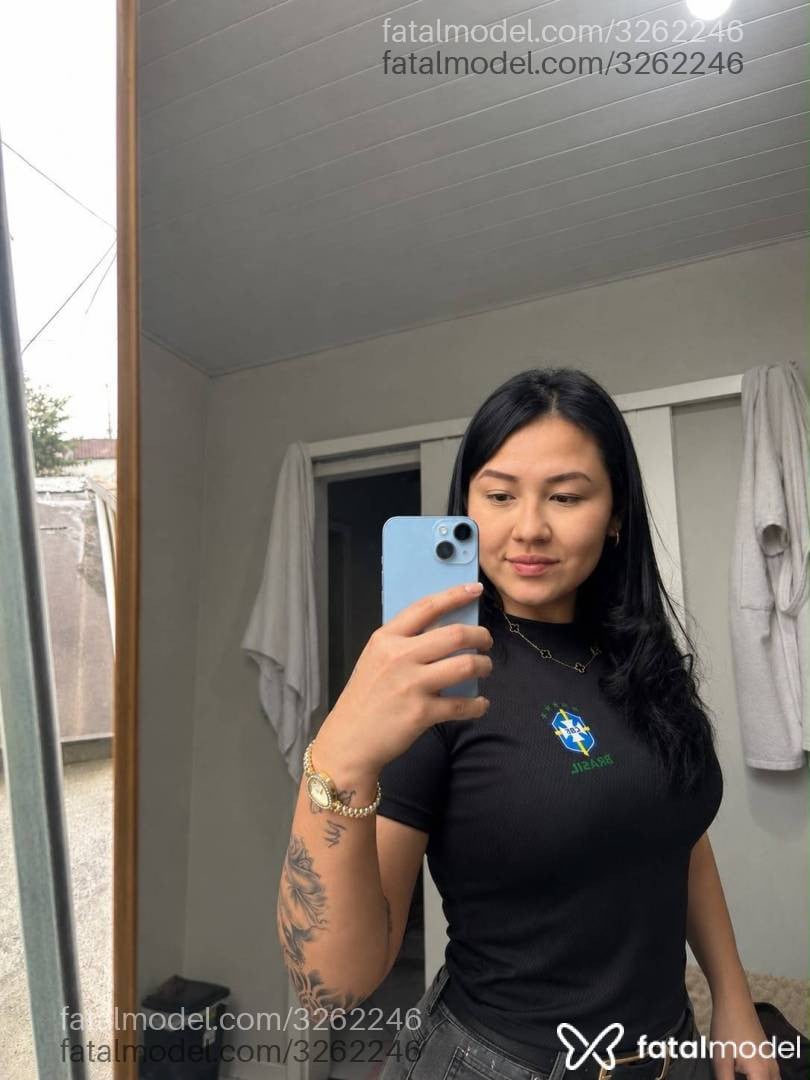Acompanhante mulher morena (o) de olhos castanhos - Ayumi