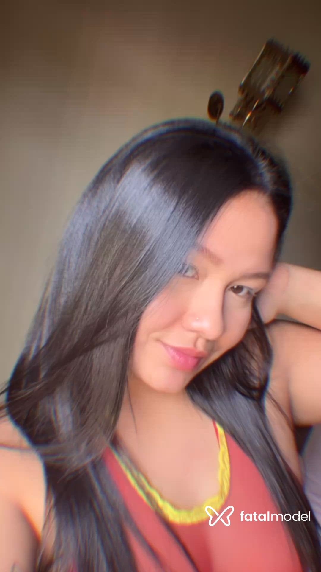 Acompanhante mulher morena (o) de olhos castanhos - Ayumi