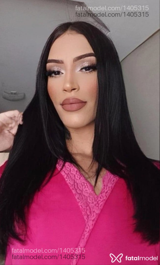 Acompanhante travesti morena (o) de olhos castanhos - Emilly Brenda
