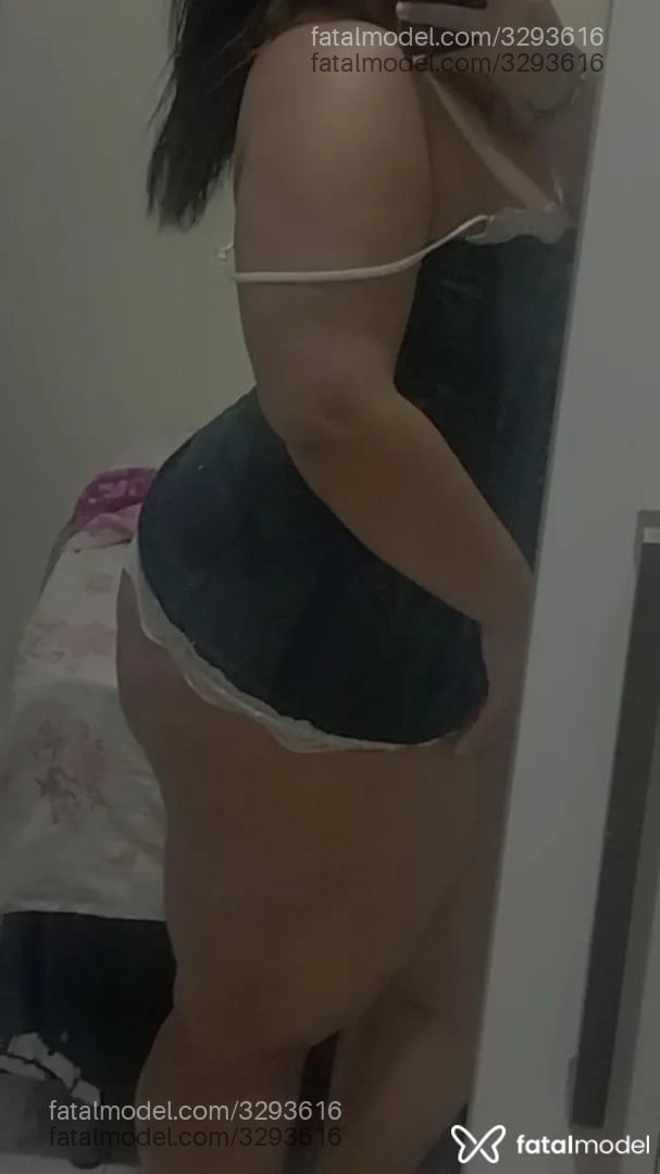 Acompanhante mulher morena (o) de olhos castanhos - Agnes