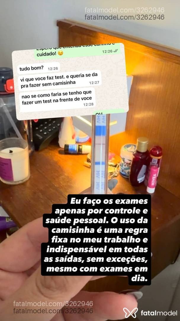 Acompanhante mulher loira (o) de olhos castanhos - Lavínia