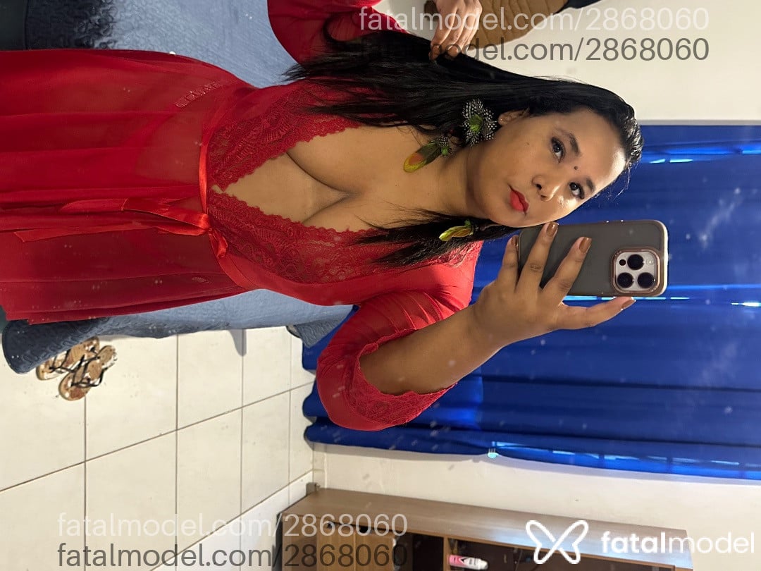 Acompanhante mulher morena (o) de olhos pretos - Beatriz Pimentel