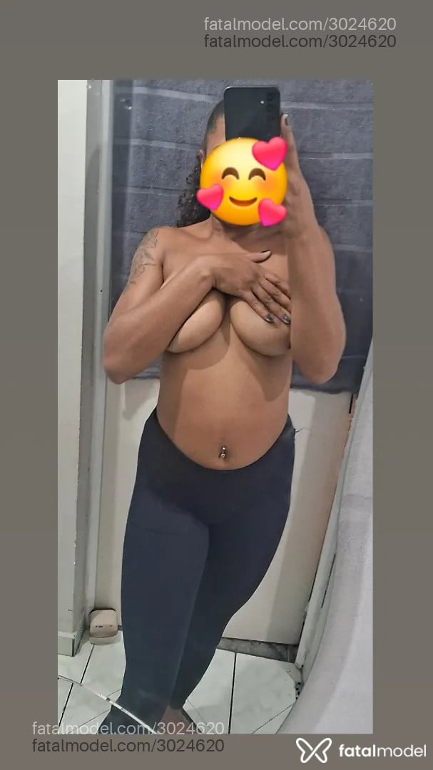 Acompanhante mulher com cabelo castanho de olhos pretos - Bruna