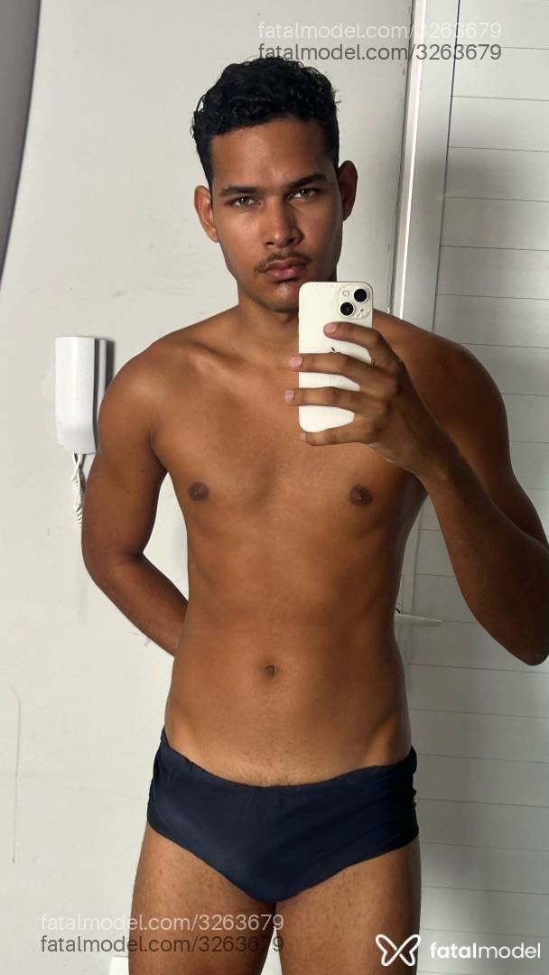 Acompanhante homem morena (o) de olhos mel em São Paulo Acompanhante homem morena (o) de olhos mel em São Paulo - Pedro Henrique