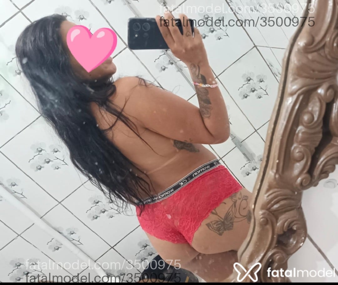 Acompanhante mulher morena (o) de olhos pretos - Isadora