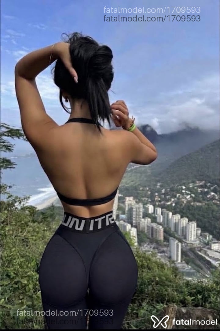 Acompanhante mulher morena (o) de olhos castanhos - Letícia bonfim