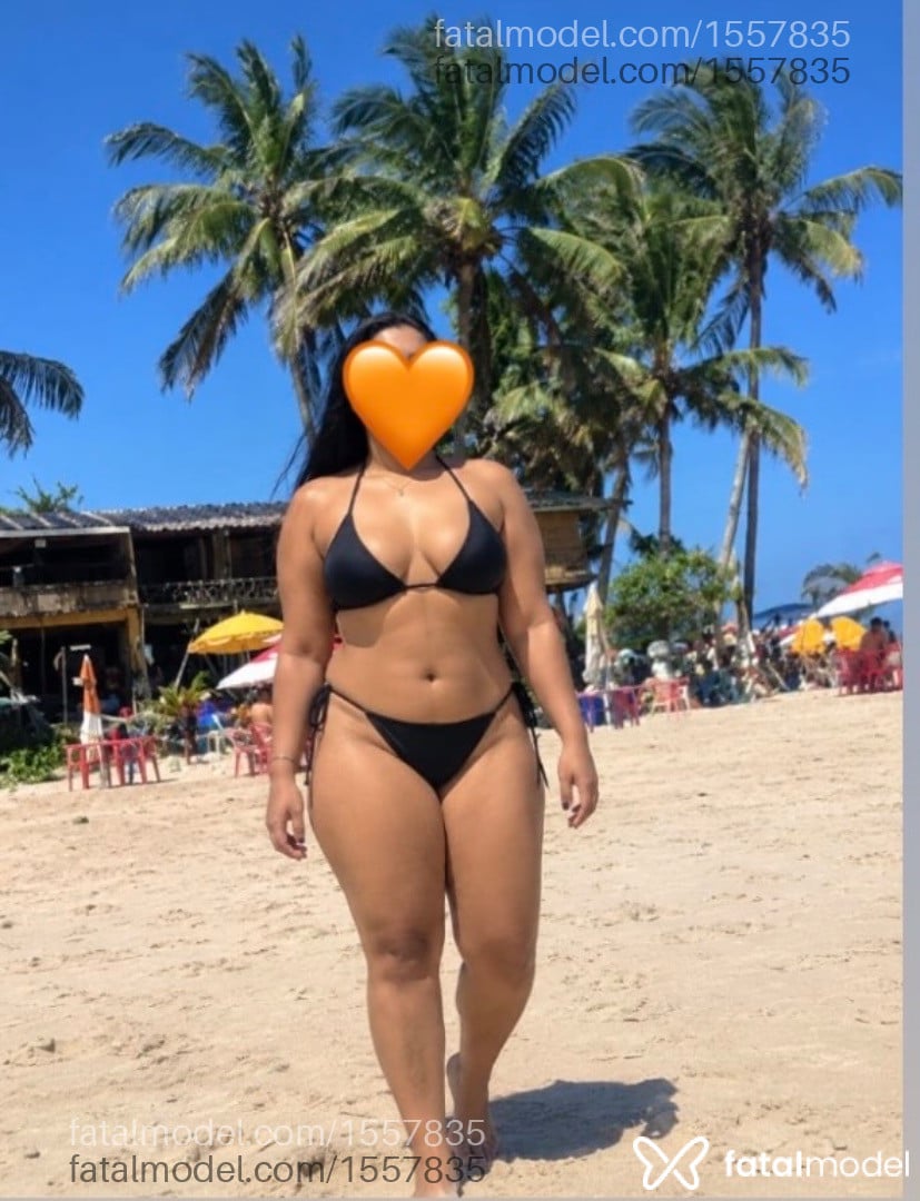 Acompanhante mulher morena (o) de olhos castanhos - Laila